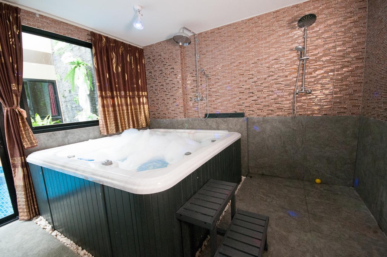 The Pool Resort Bangkok Extérieur photo