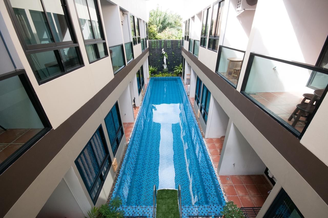 The Pool Resort Bangkok Extérieur photo