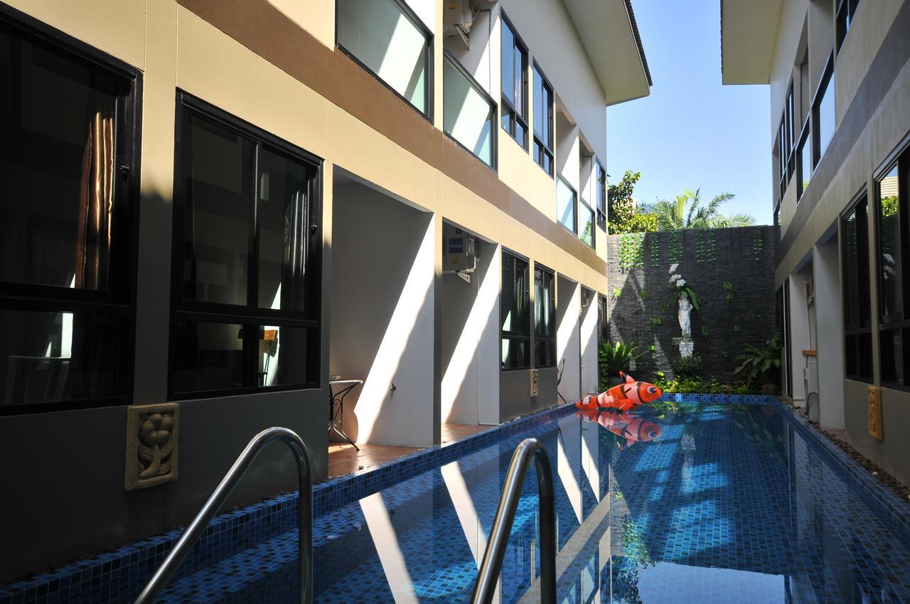 The Pool Resort Bangkok Extérieur photo